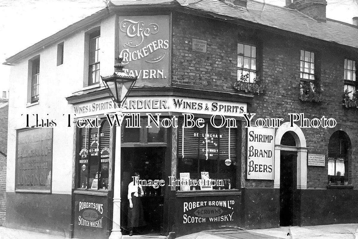 KE 4526 - The Cricketers Tavern, Gravesend, Kent