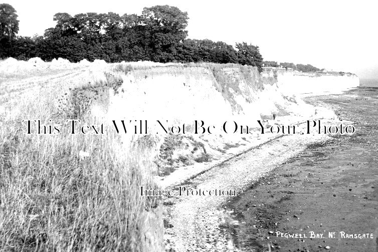 KE 4545 - Pegwell Bay Near Ramsgate, Kent