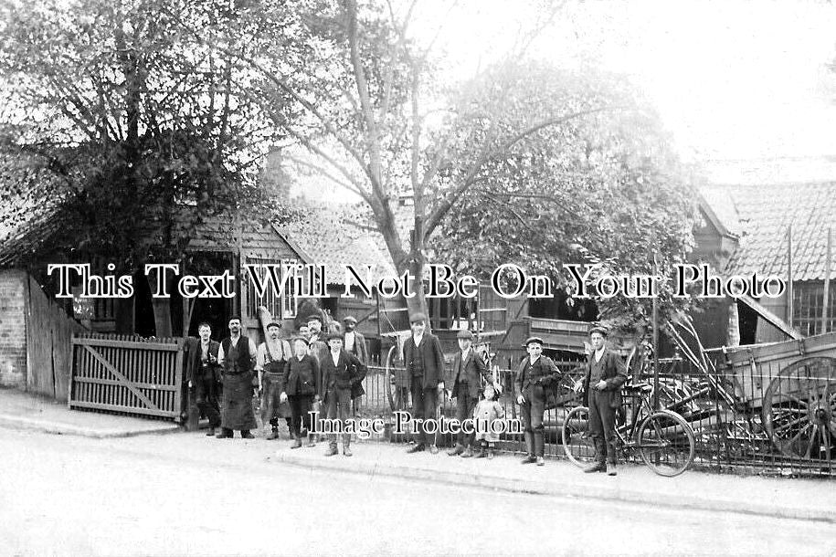 KE 4638 - The Forge, Crockenhill Blacksmith, Kent c1906