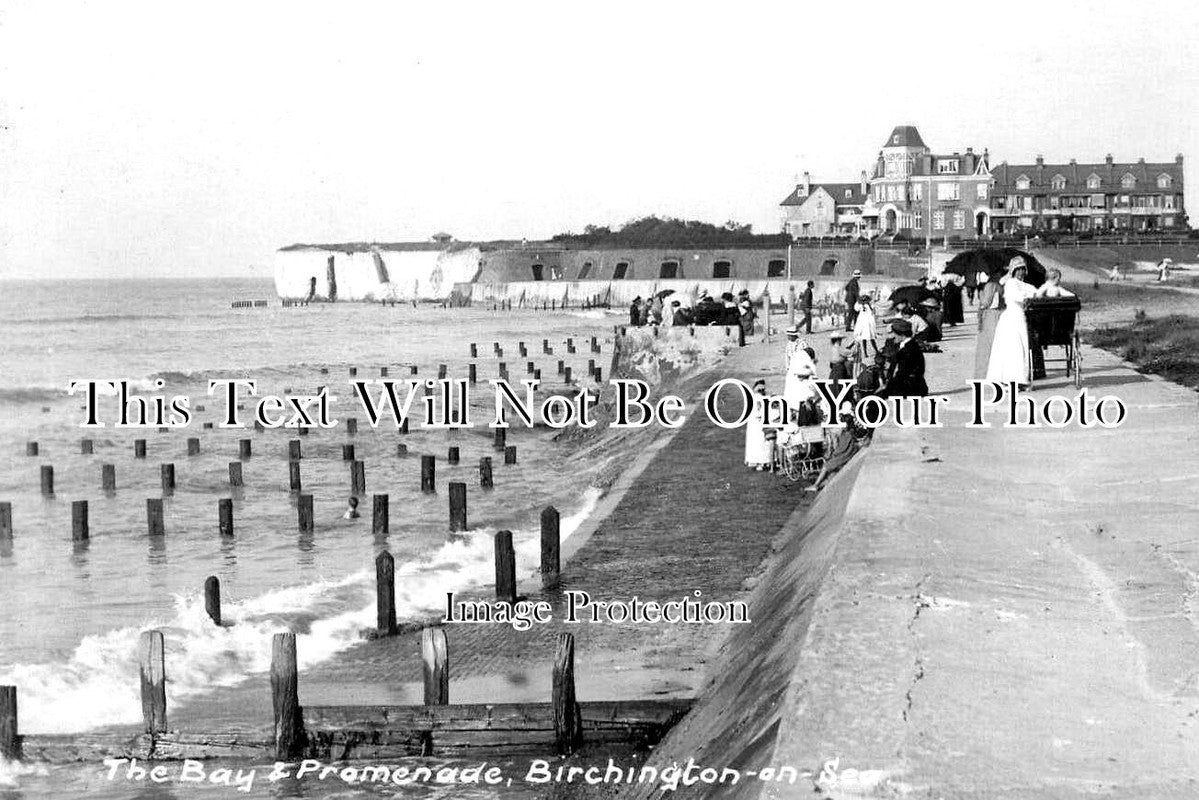 KE 4882 - The Bay & Promenade, Birchington On Sea, Kent – JB Archive