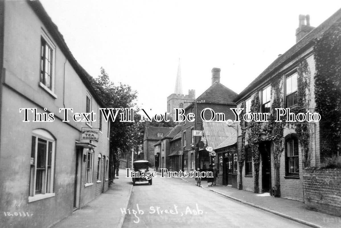 KE 4964 - High Street, Ash, Kent – JB Archive