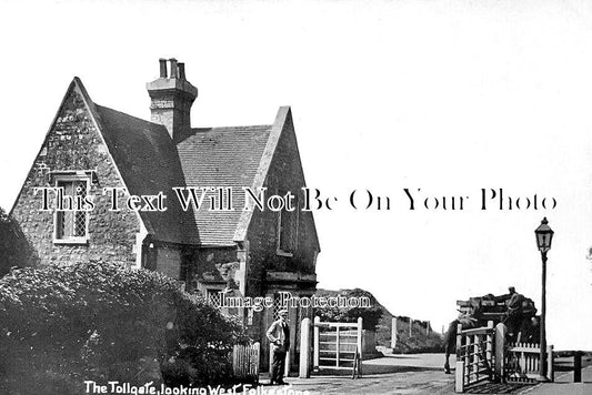 KE 5079 - The Tollgate Looking West, Folkestone, Kent