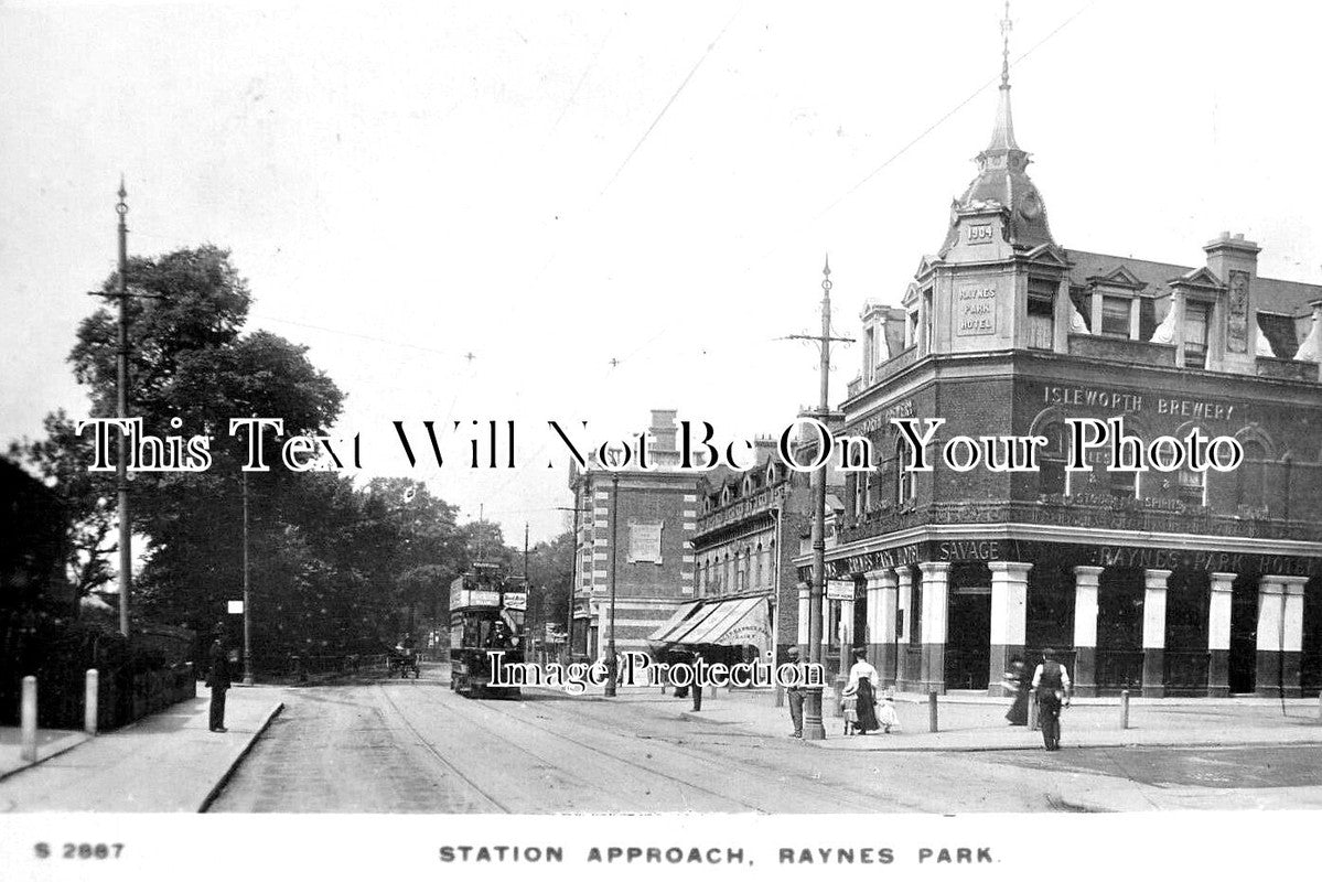 KE 5262 - Isleworth Brewery, Station Approach, Raynes Park, Kent