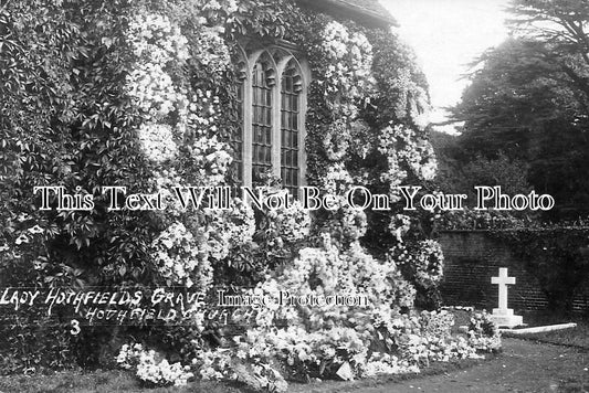 KE 532 - Lady Hothfields Grave, Hothfield Church, Kent