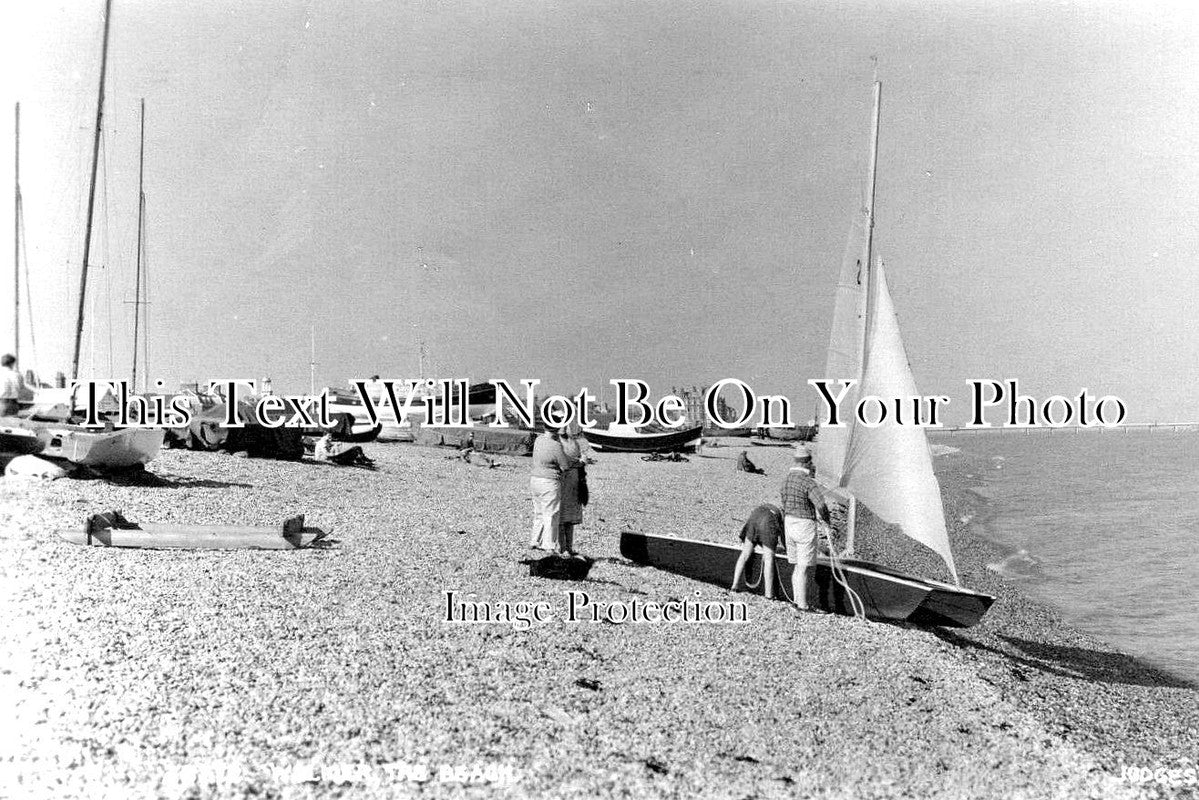 KE 5337 - The Beach, Walmer, Kent