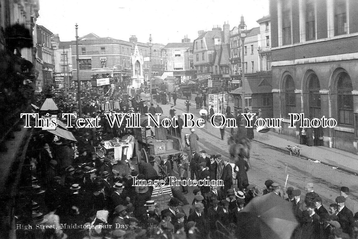 KE 5515 - Fair Day, High Street, Maidstone, Kent c1917