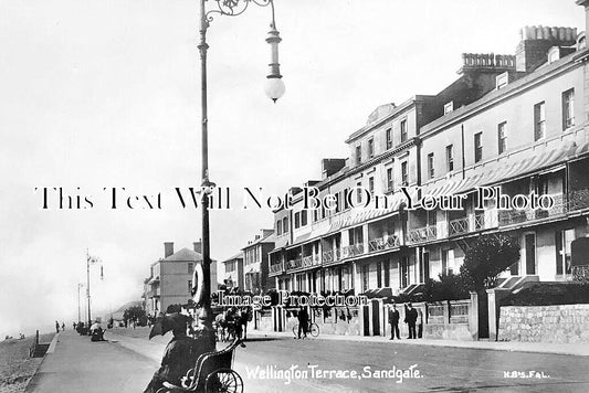 KE 5582 - Wellington Terrace, Sandgate, Folkestone, Kent