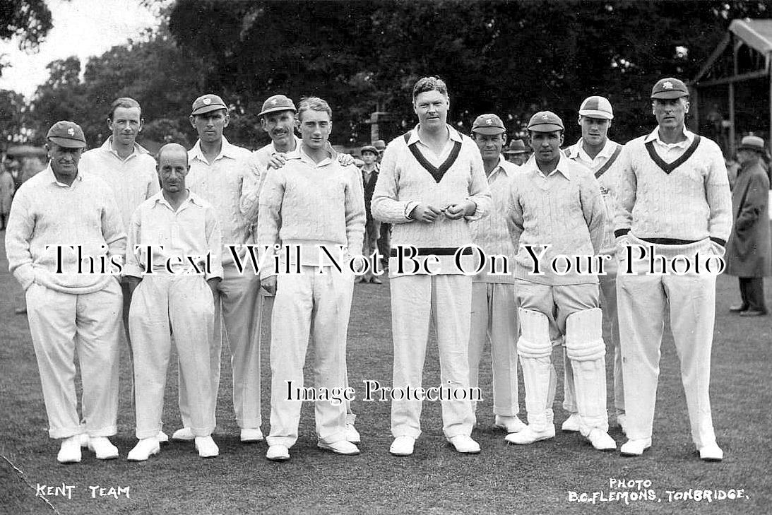KE 5611 - The Kent County Cricket Team At Tonbridge, Kent c1932