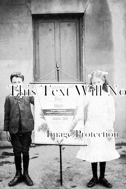 KE 5811 - Young Protestants Union, Tunbridge Wells, Kent