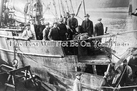 KE 5926 - Dover Boat, Kent