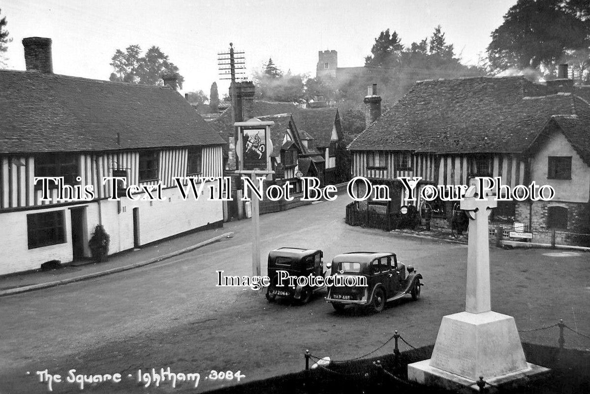 KE 5929 - The Square, Ightham, Kent c1941