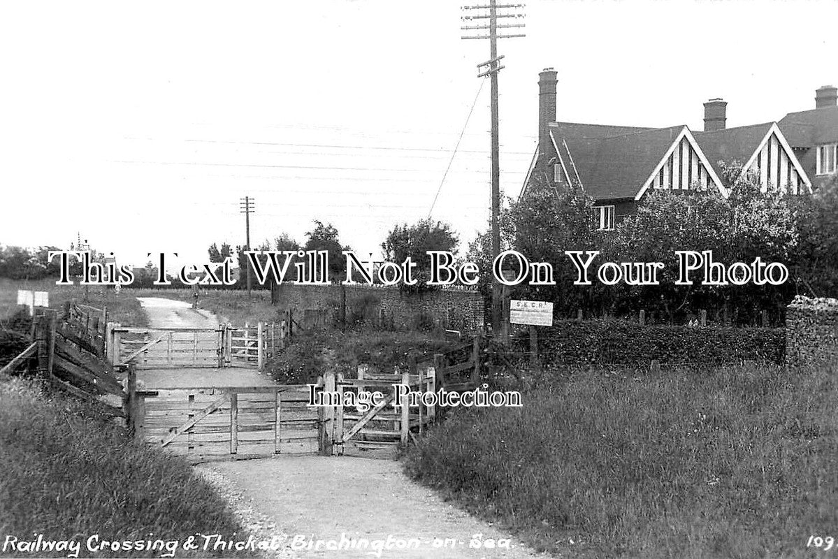 KE 5989 - Railway Crossinf & Thicket, Birchington On Sea, Kent