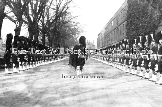 KE 6022 - Coming Out Of The Barracks, Chatham, Kent