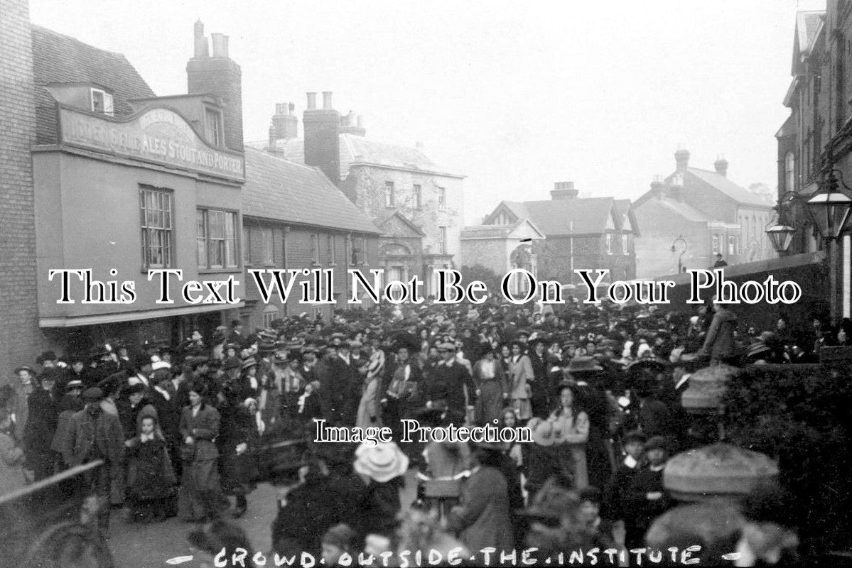 KE 616 - Crowd Outside The Institute, Faversham, Kent