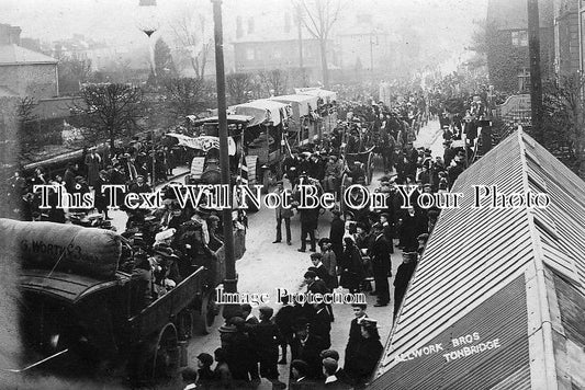 KE 653 - Street Procession, Tonbridge, Kent