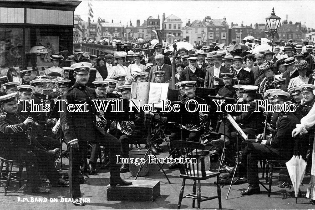 KE 695 - Royal Marines Band On Pier, Deal, Kent