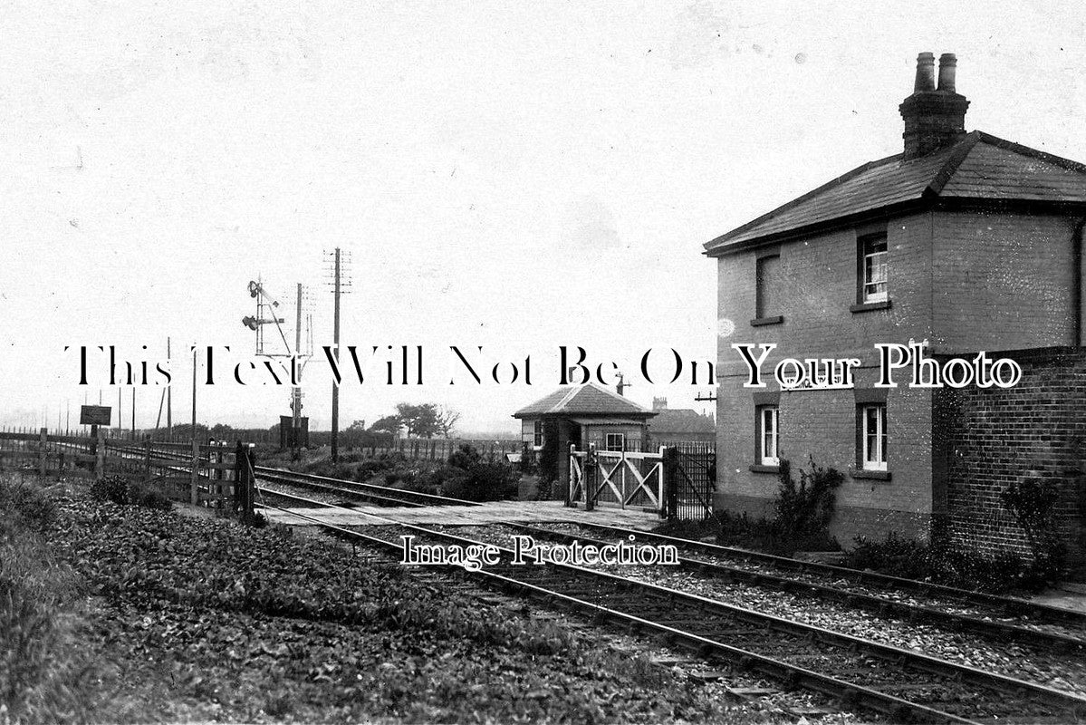 KE 770 - Carlinge Railway Crossing, Kent c1926