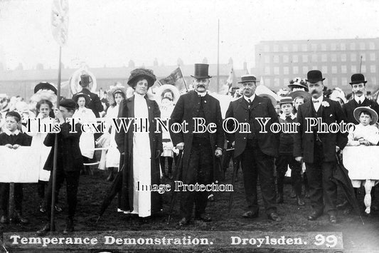 LA 1334 - Rector Mr & Mrs Waring, Temperance Demonstration, Droylsden, Lancashire