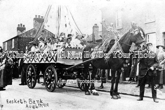 LA 1384 - HOrse & Cart, Hesketh Bank Parade, Lancashire