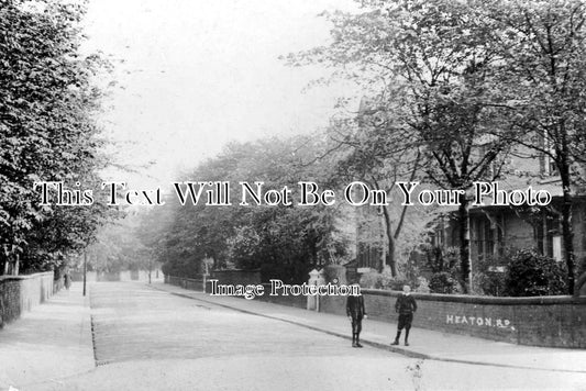 LA 1420 - Heaton Road, Withington, Lancashire c1905