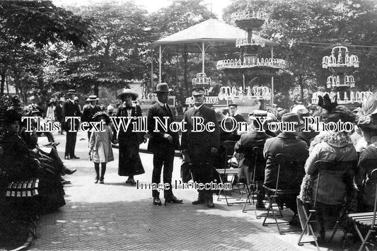 LA 1421 - Bandstand Fountains, Municipal Gardens, Southport, Lancashire c1912