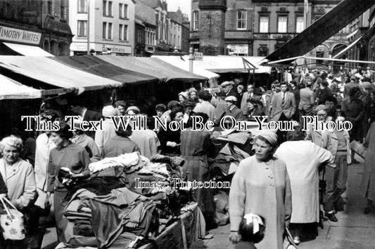 LA 1461 - Market Day, Ormskirk, Lancashire