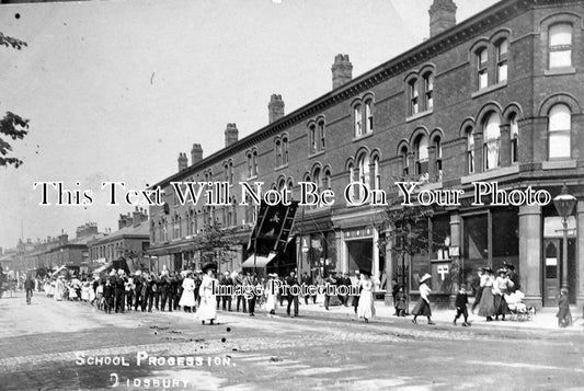 LA 1495 - School Procession, Didsbury, Manchester, Lancashire c1905