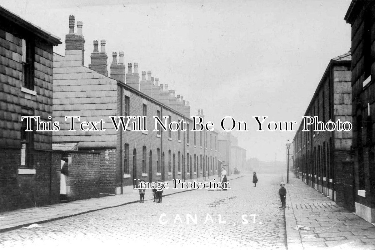 LA 1542 - Canal Street, Heywood, Lancashire