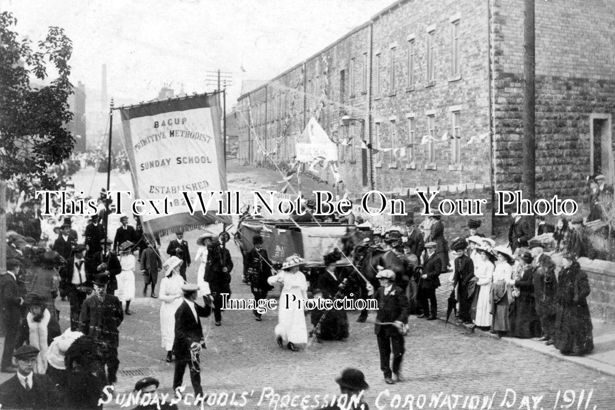 LA 1605 - Primitive Sunday School Procession Coronation Day, Bacup, Lancashire 1911