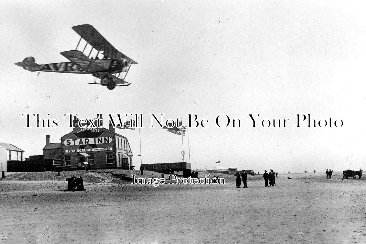 LA 1625 - Avro Biplane, Star Inn Pub, Blackpool Beach, Lancashire