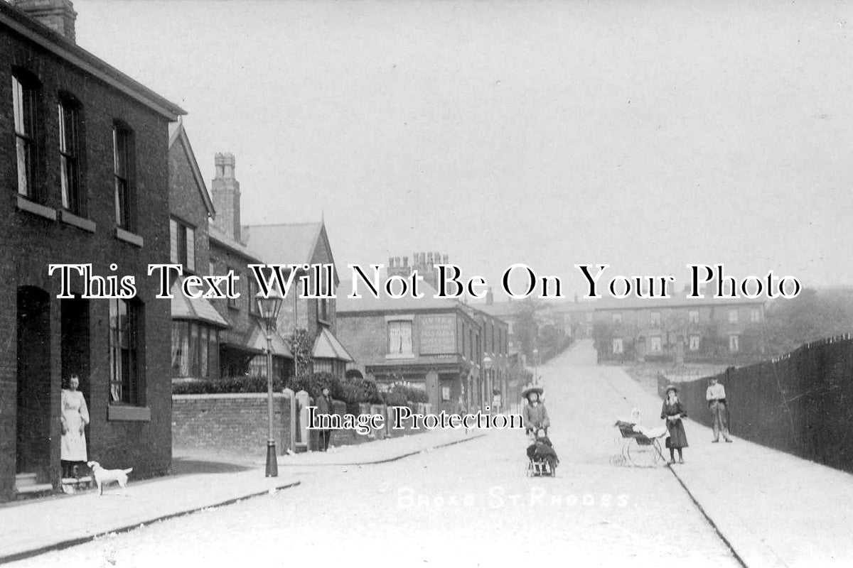 LA 1660 - Broad Street, Rhodes, Lancashire