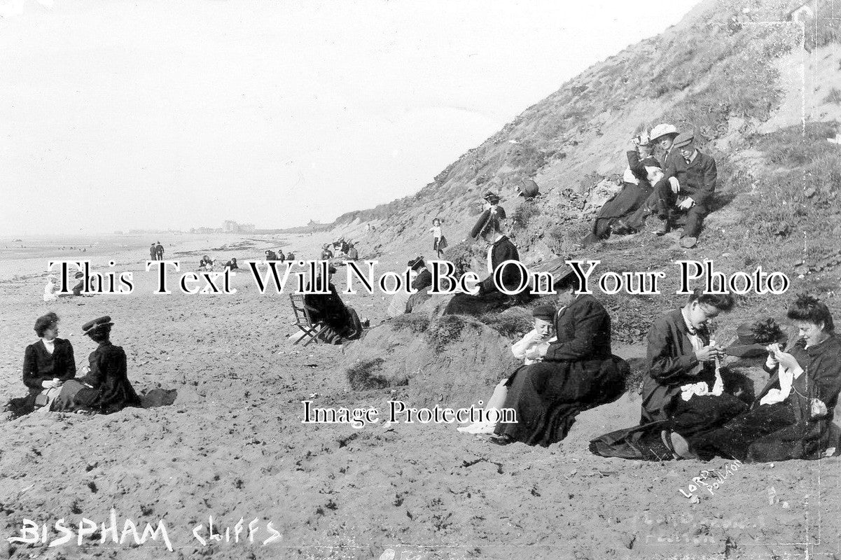 LA 1695 - Bispham Cliffs & Beach, Blackpool, Lancashire