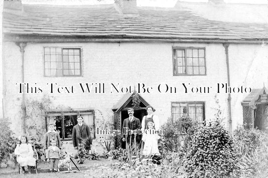 LA 1737 - Cottage Garden From Baguly Lane, Droylsden, Lancashire