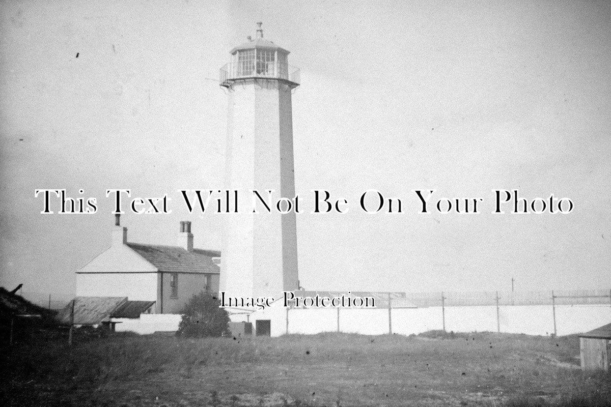 LA 1758 - Walney Lighthouse & Cottage, Barrow In Furness, Lancashire c1909