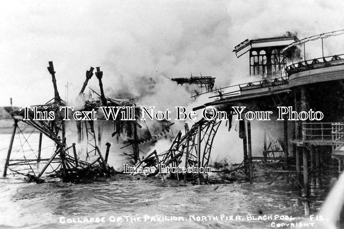 LA 1762 - Collapse Of The Indian PAvilion, North Pier, Blackpool, Lancashire c1921