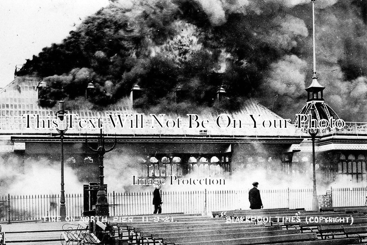 LA 1906 - Pavilion On Fire, Blackpool Pier, Lancashire 1921