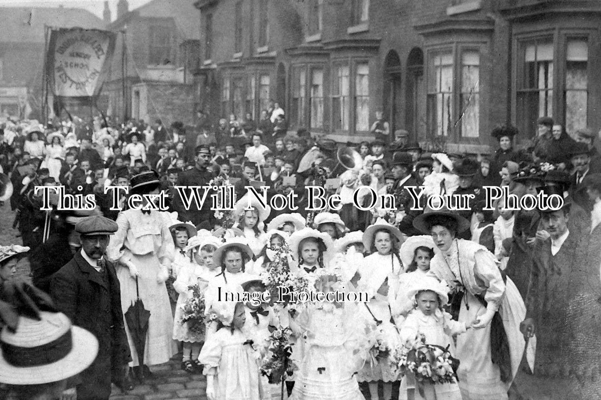 LA 1947 - Union Chapel Parade, Wet Gorton, Manchester, Lancashire c1910