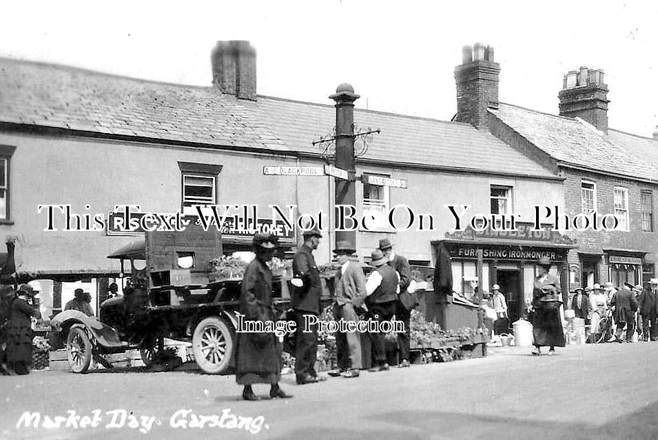 LA 1985 - Market Day, Garstang, Lancashire