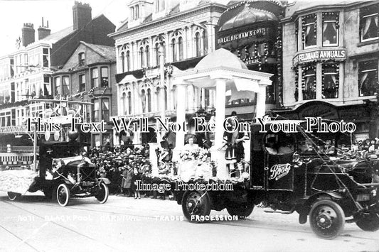 LA 2046 - Blackpool Carnival, Lancashire