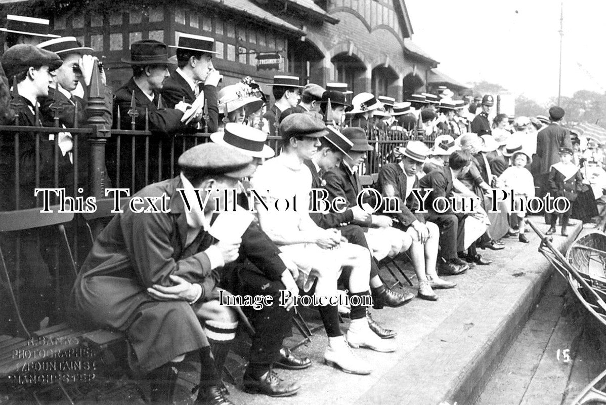 LA 2192 - Agecroft Rowing Regatta, Manchester, Lancashire