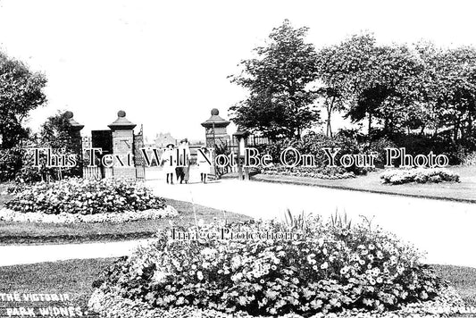 LA 2282 - Victoria Park, Widnes, Lancashire c1923