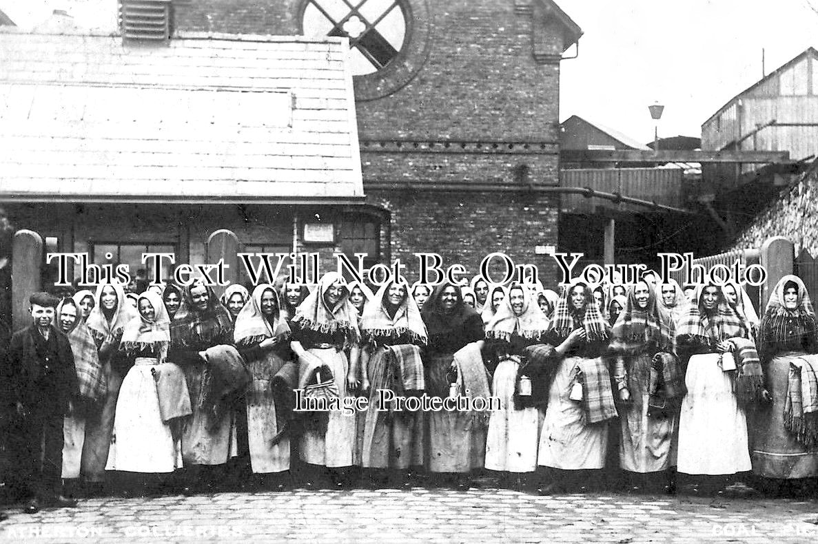 LA 2288 - Coal Pickers, Atherton Collieries, Lancashire