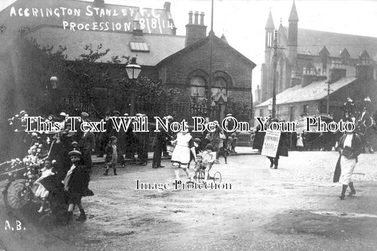 LA 2291 - Accrington Stanley FC Procession, Lancashire 1914