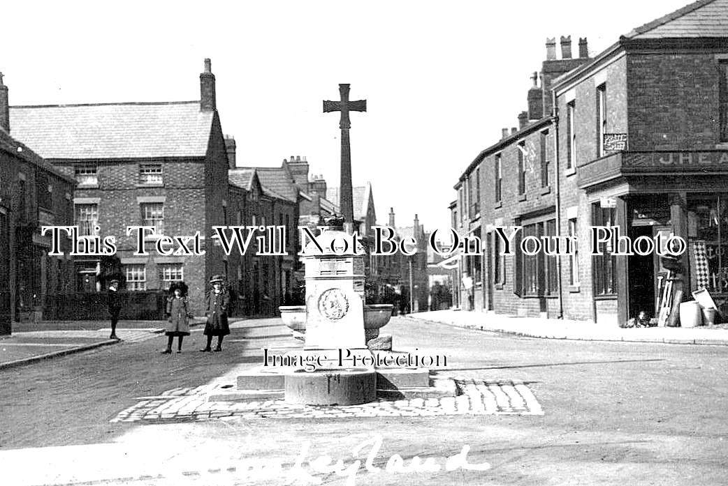 LA 2450 - The Cross, Leyland, Lancashire