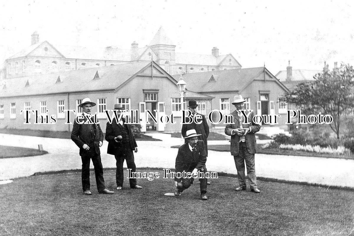 LA 2554 - The Guardians Of Burnley Workhouse, Burnley, Lancashire