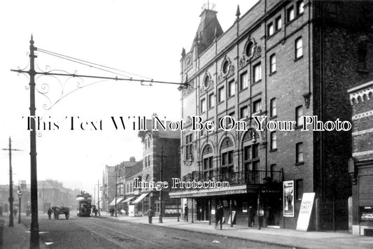 LA 2688 - The Crown Theatre, Eccles, Lancashire