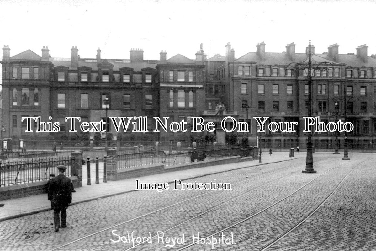 LA 2712 - Salford Royal Hospital, Lancashire