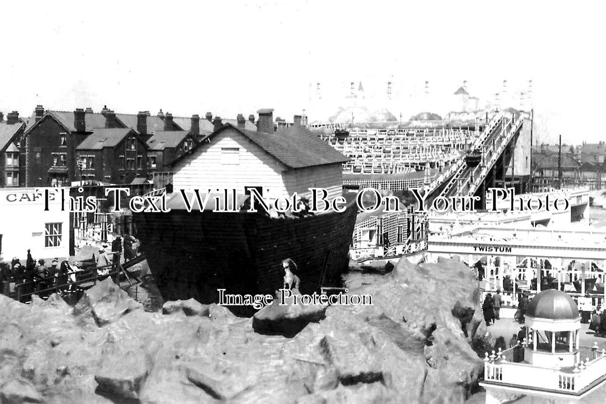 LA 2743 - Blackpool Pleasure Beach, Lancashire