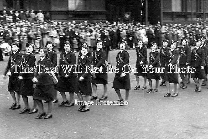 LA 3134 - National Fire Service Parade, Liverpool, Lancashire 1942