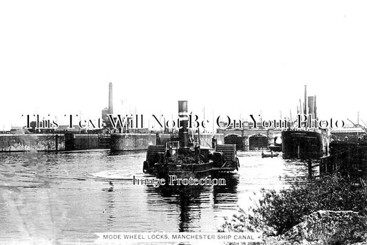 LA 3204 - Manchester Ship Canal, Mode Wheel Locks, Salford, Lancashire